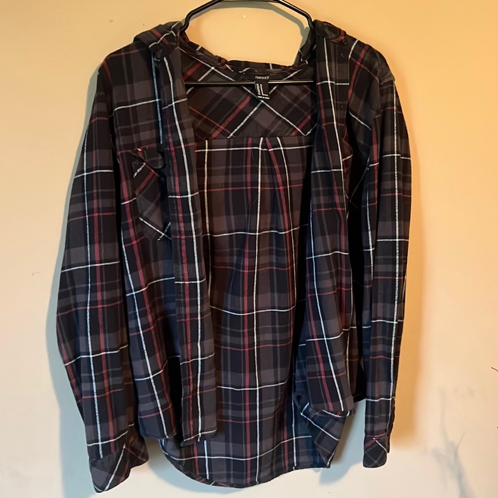 Forever 21, women’s medium, hooded flannel